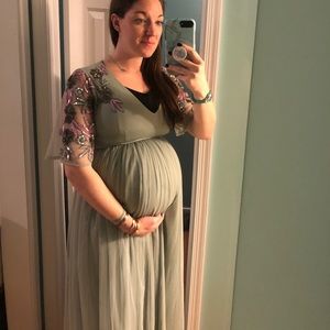 Maternity Maxi Dress Light Green